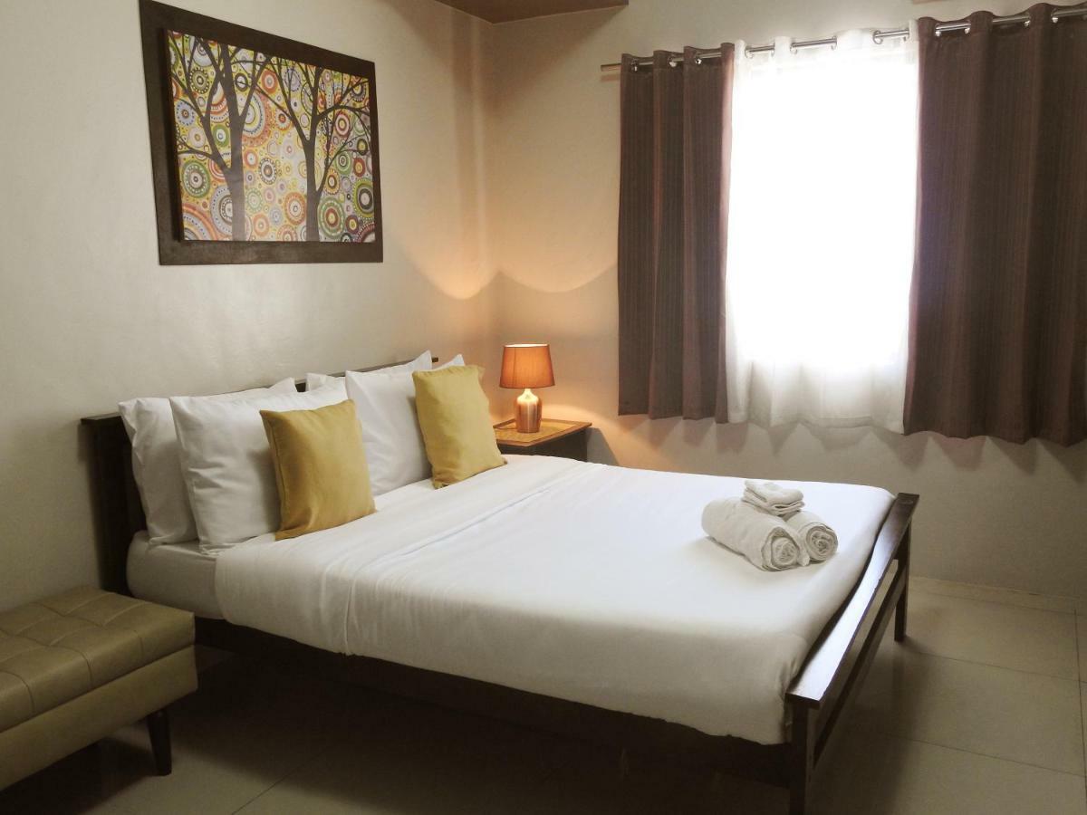 Residenciale Boutique Apartments มะนิลา ภายนอก รูปภาพ